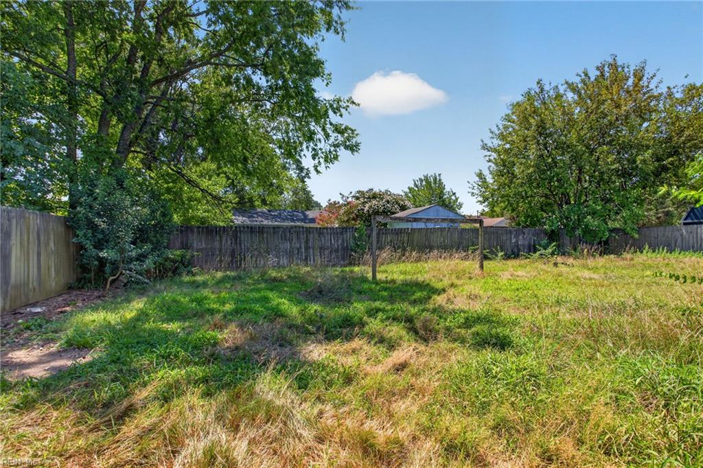 1803 Esquire St Property Photo 23