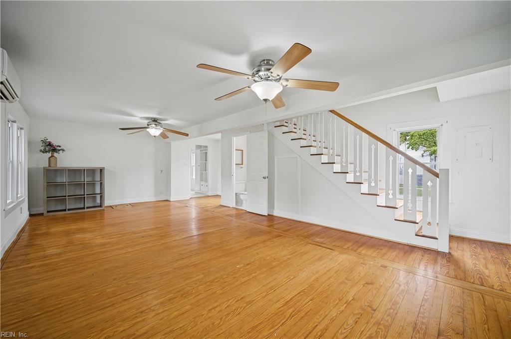 1035 Wilmington St Property Photo 2