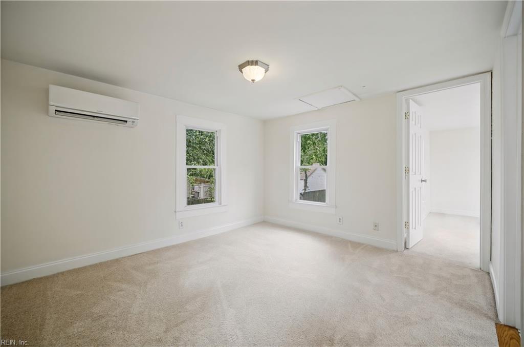1035 Wilmington St Property Photo 16
