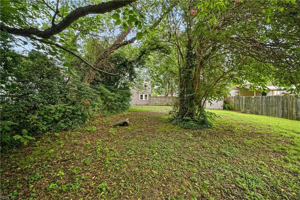1035 Wilmington St Property Photo 27