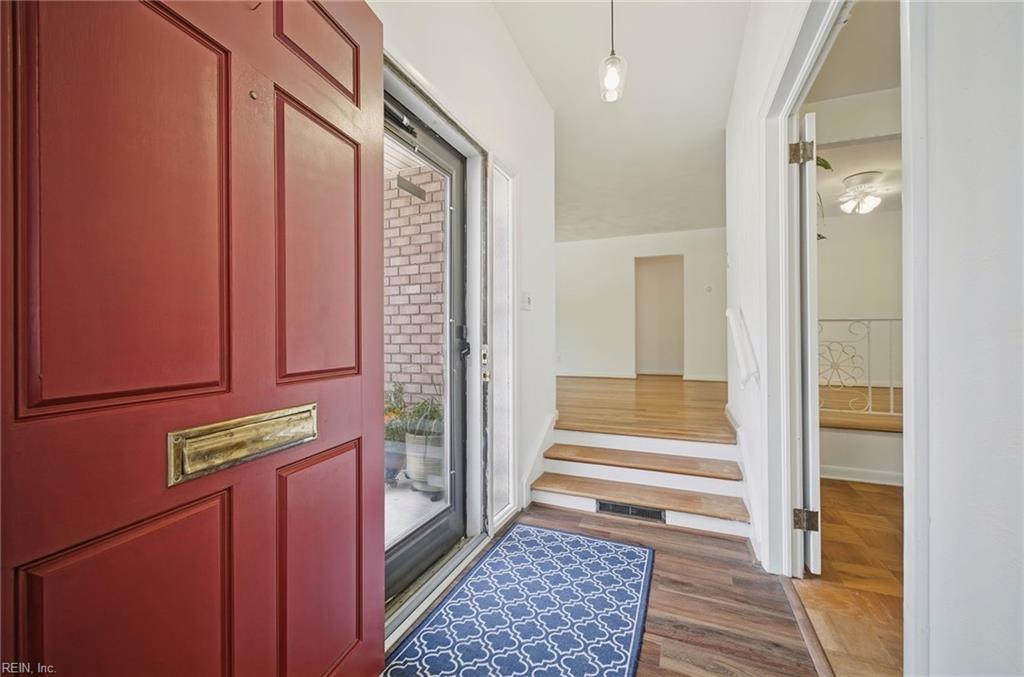 4109 Edinburgh Dr Property Photo 2