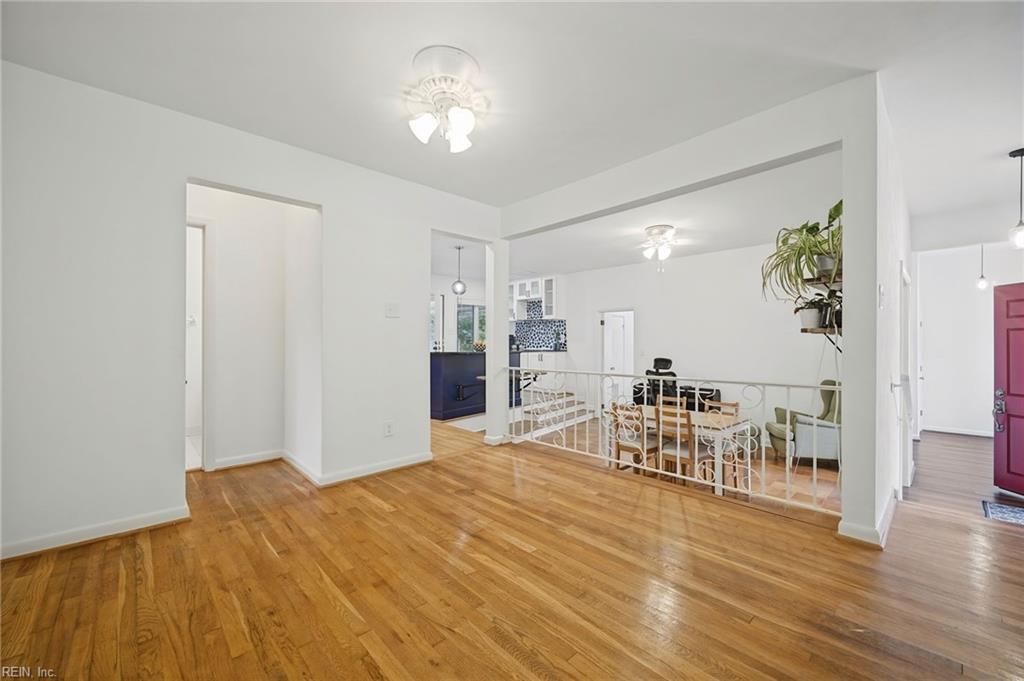 4109 Edinburgh Dr Property Photo 3