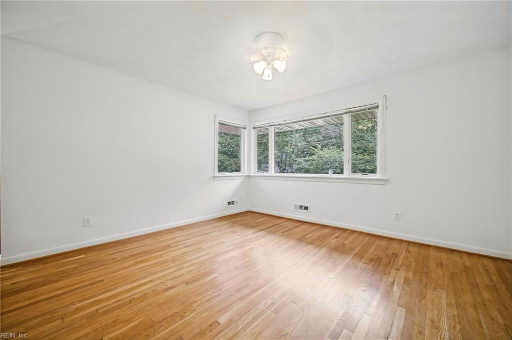4109 Edinburgh Dr Property Photo 18