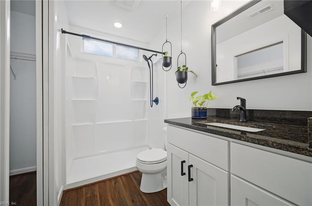 4109 Edinburgh Dr Property Photo 25