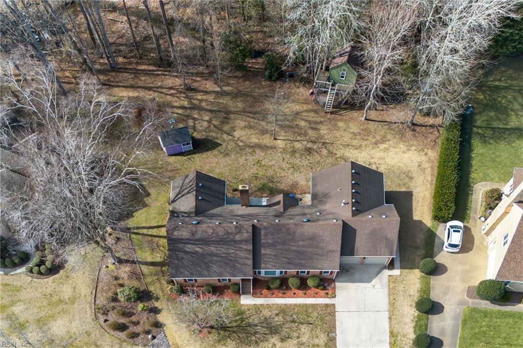 1432 Pine Grove Ln Property Photo 3