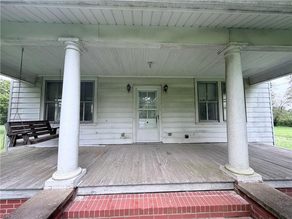 24581 Delaware Rd Property Photo 4