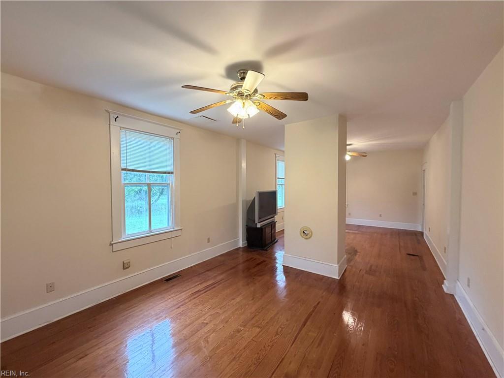 24581 Delaware Rd Property Photo 9