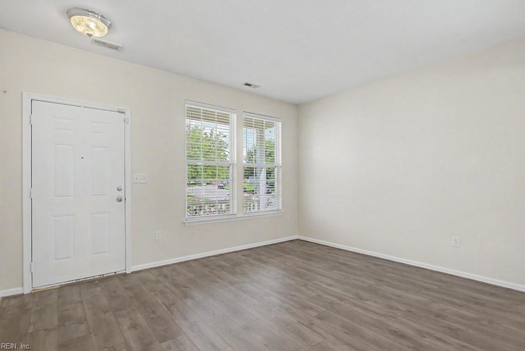 4200 White Cap Crescent Cres Property Photo 6
