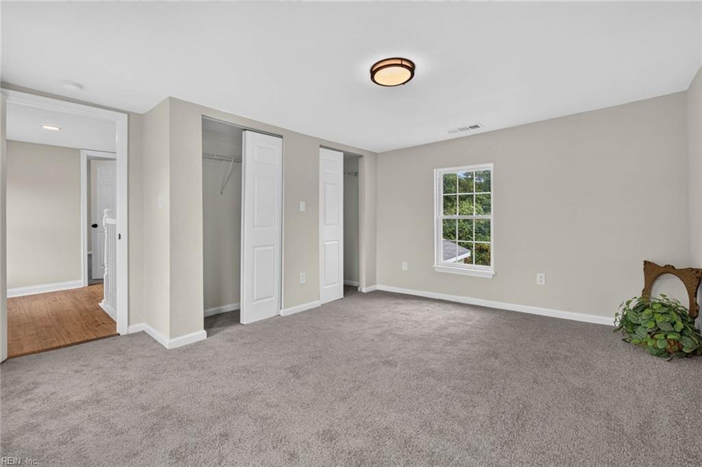 116 E Broad St Property Photo 28
