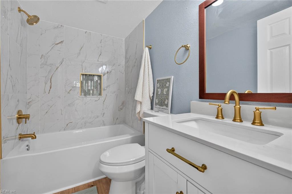 116 E Broad St Property Photo 39