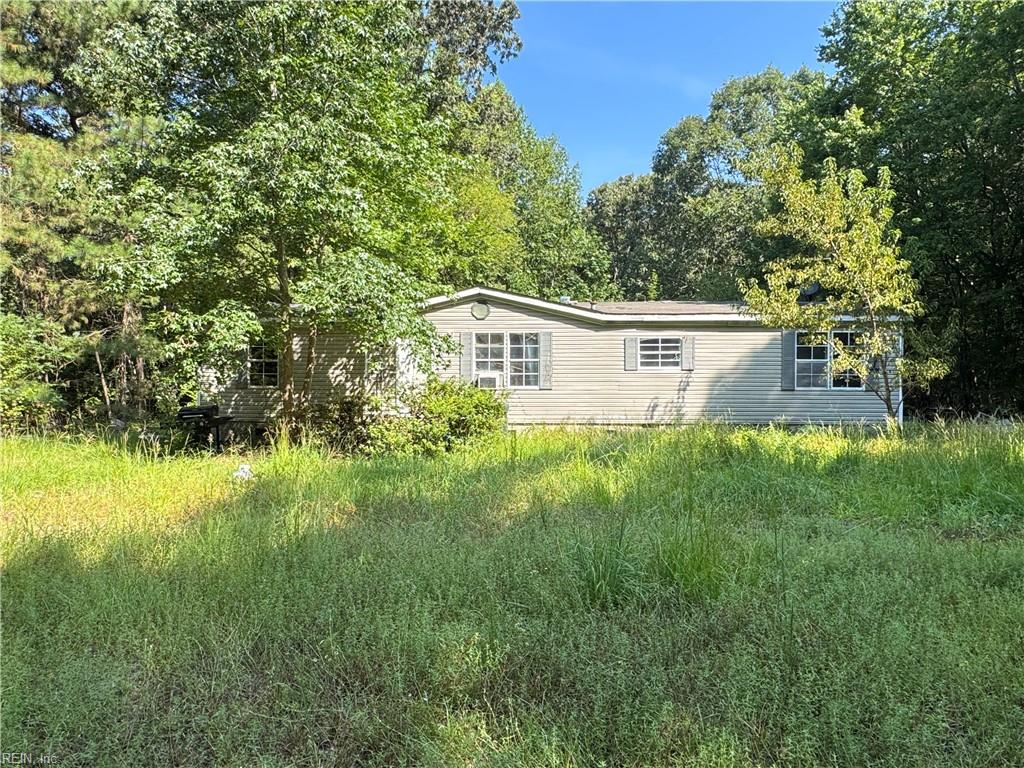 20261 Southampton Parkway Property Photo 4