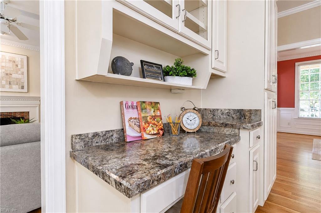 105 Stratton Property Photo 16