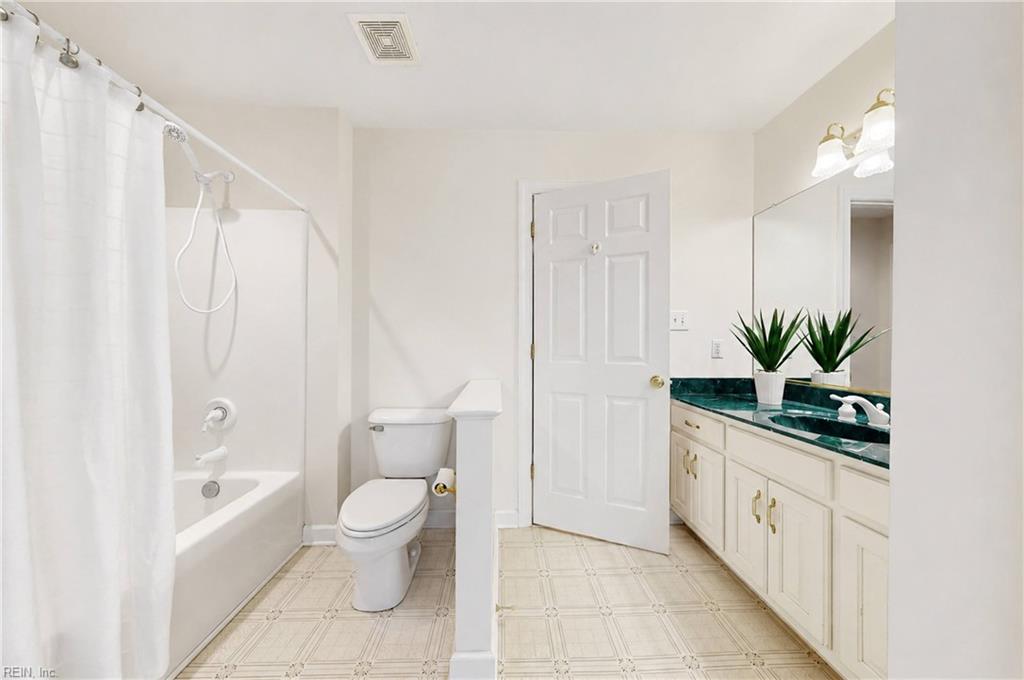 105 Stratton Property Photo 34