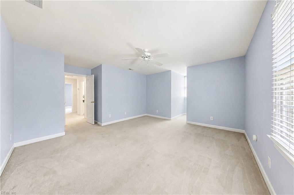 105 Stratton Property Photo 37