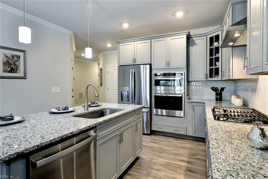 3685 Isaac Cir Property Photo 11