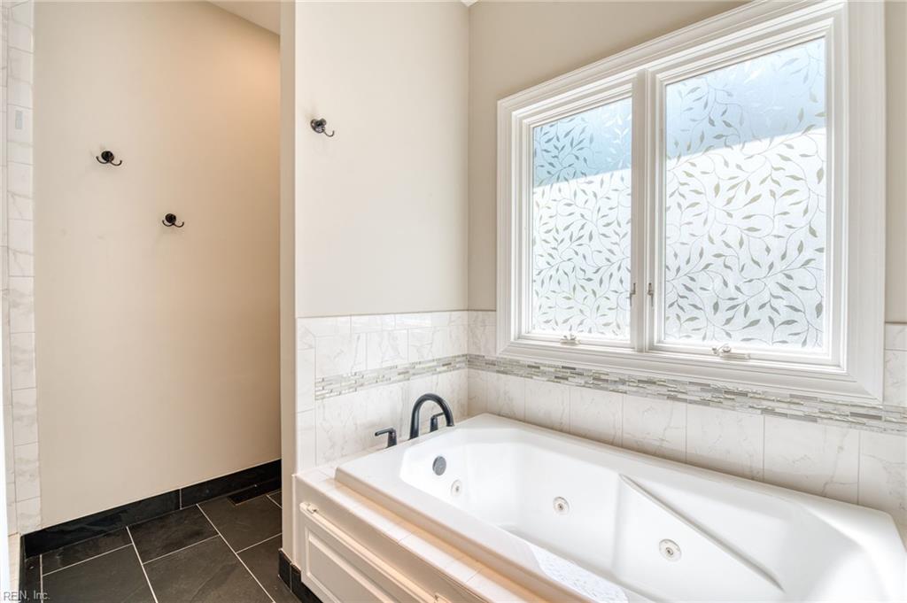 4904 Whitehaven Cir Property Photo 24