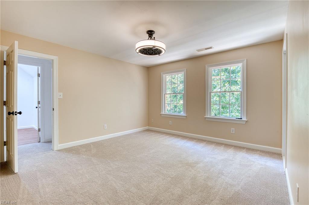 4904 Whitehaven Cir Property Photo 32