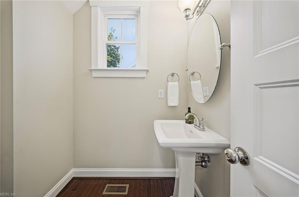 3114 Summerhouse Dr Property Photo 21