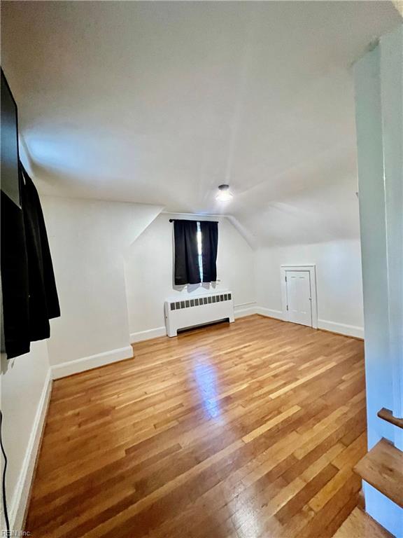1209 Clay St Property Photo 4
