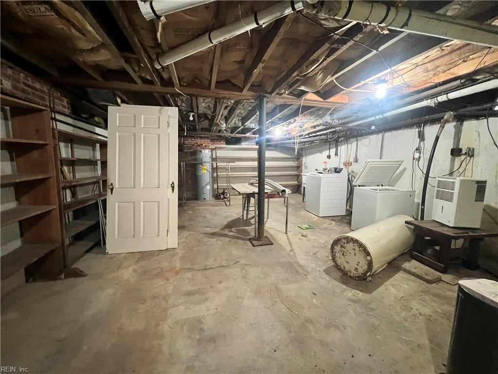 1209 Clay St Property Photo 27