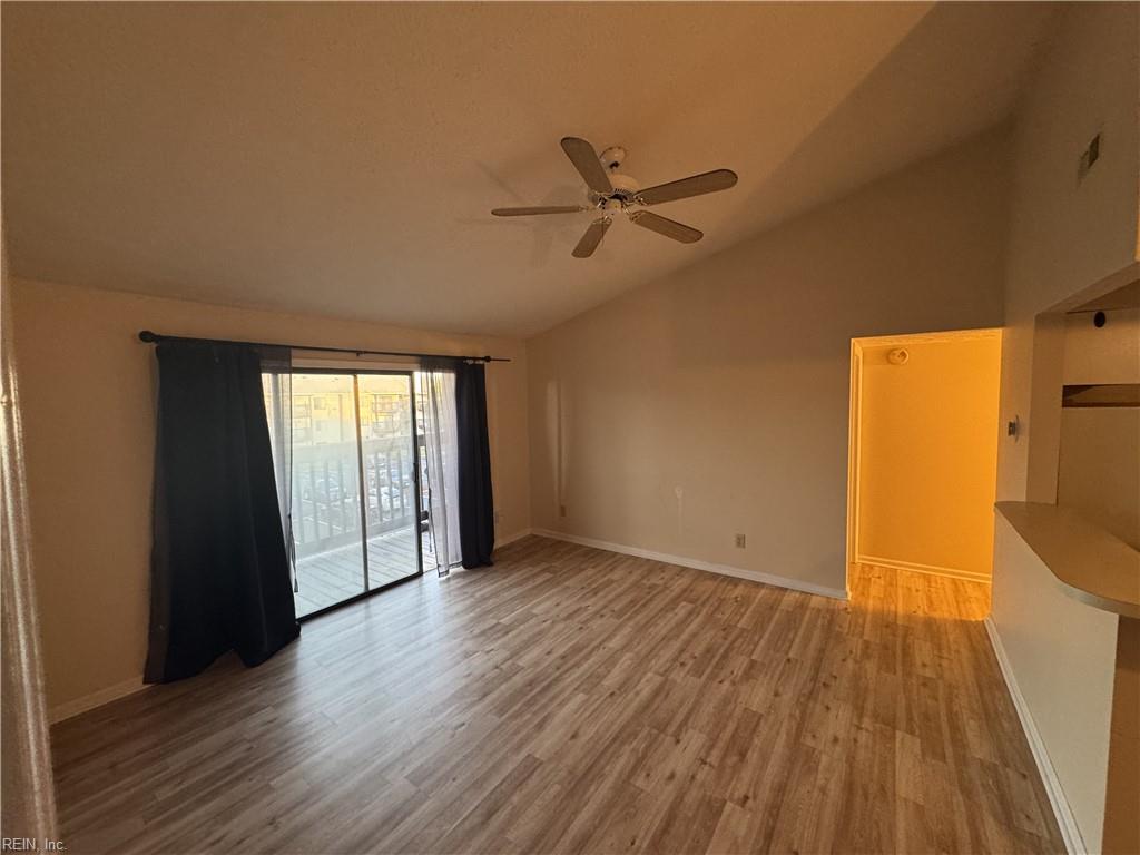 65 Wells Ct Property Photo 4