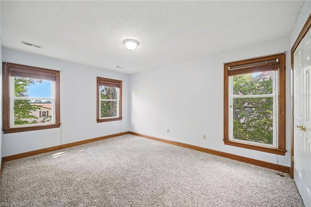 1010 Cuervo Ct Property Photo 28