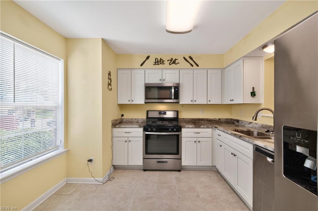 6 Chinaberry Pl Property Photo 5