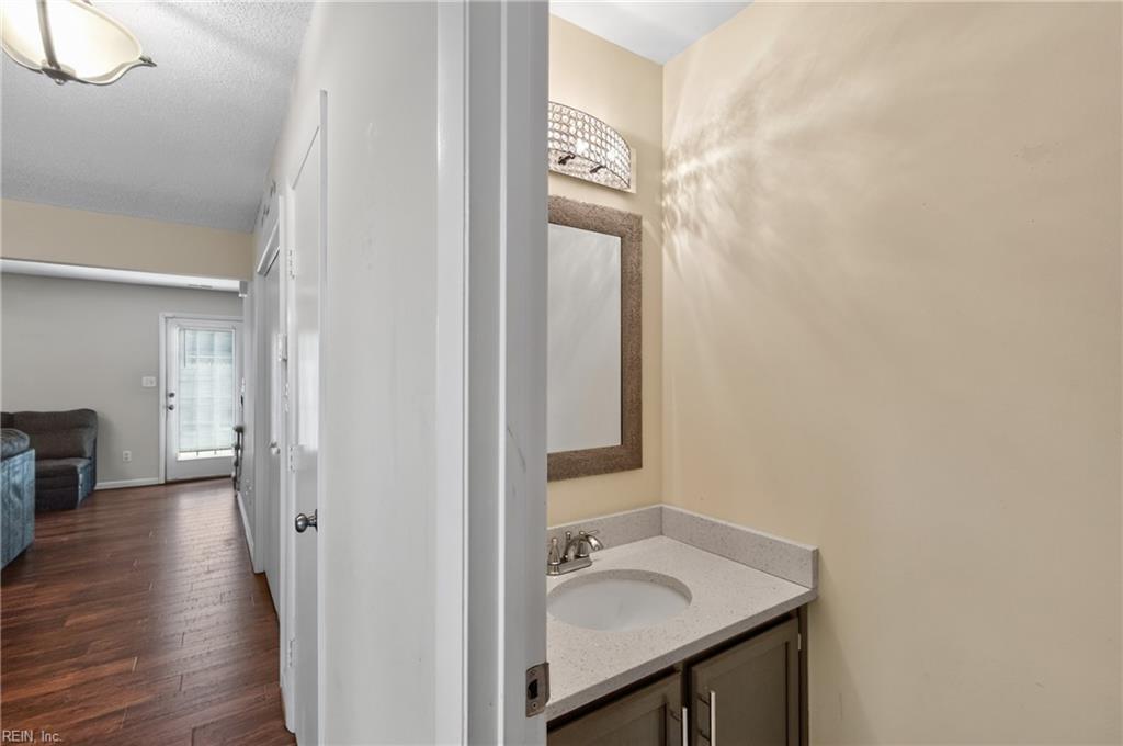 6 Chinaberry Pl Property Photo 10
