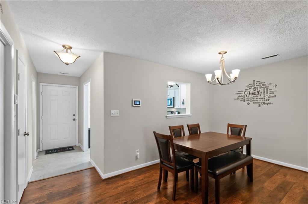 6 Chinaberry Pl Property Photo 12