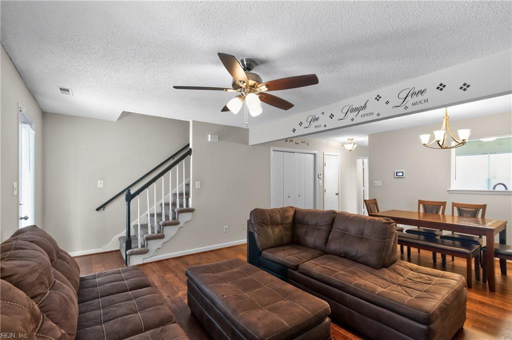 6 Chinaberry Pl Property Photo 17