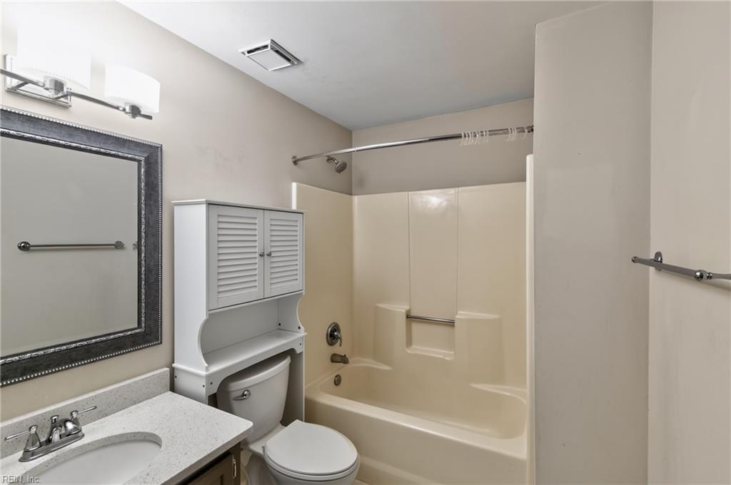 6 Chinaberry Pl Property Photo 25
