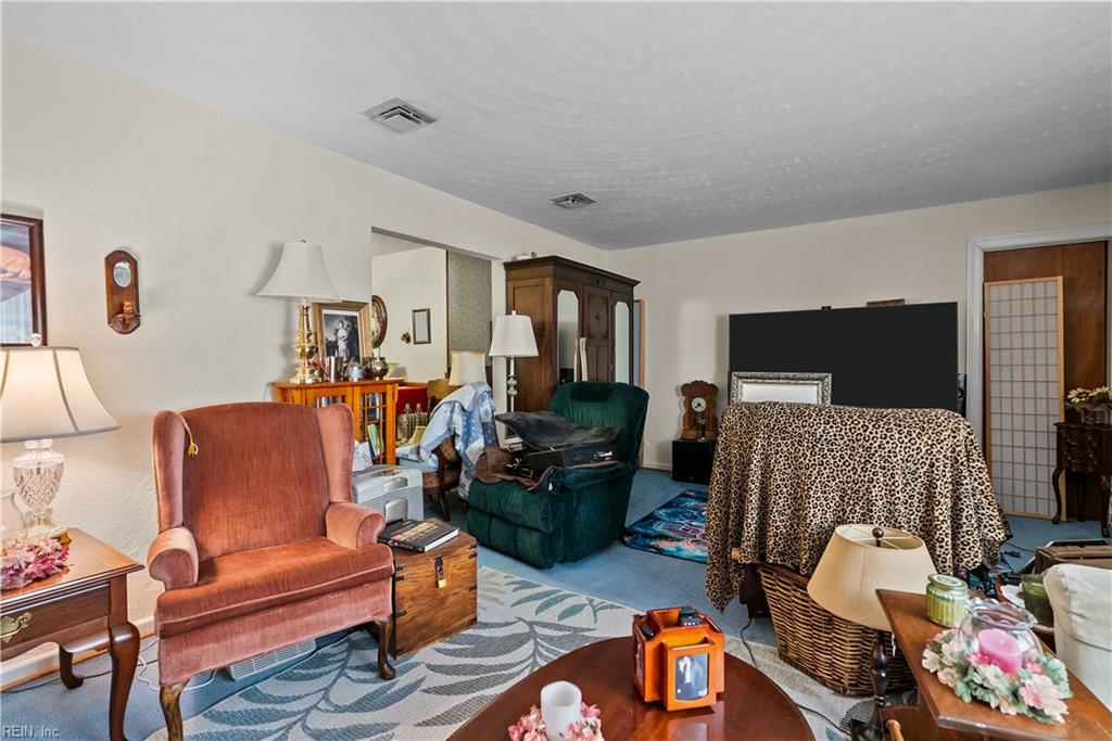 3460 Macdonald Rd Property Photo 7