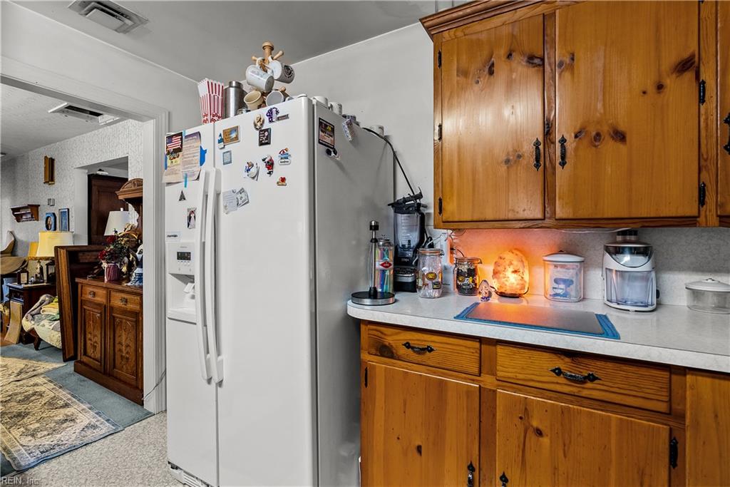 3460 Macdonald Rd Property Photo 17