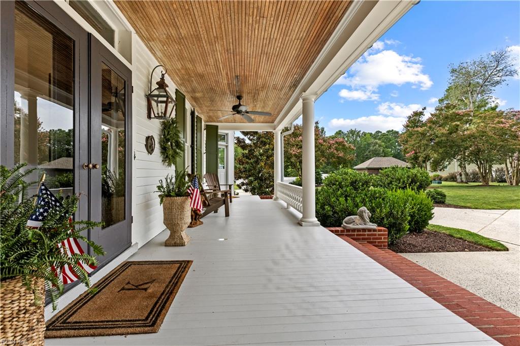 5633 Everets Rd Property Photo 3