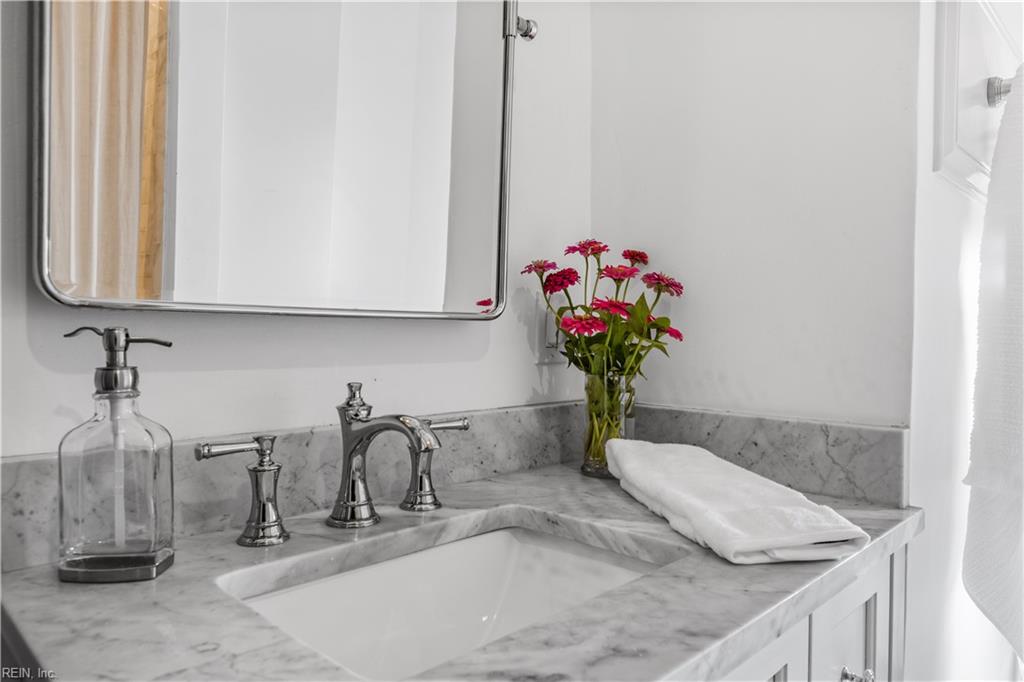 5633 Everets Rd Property Photo 37