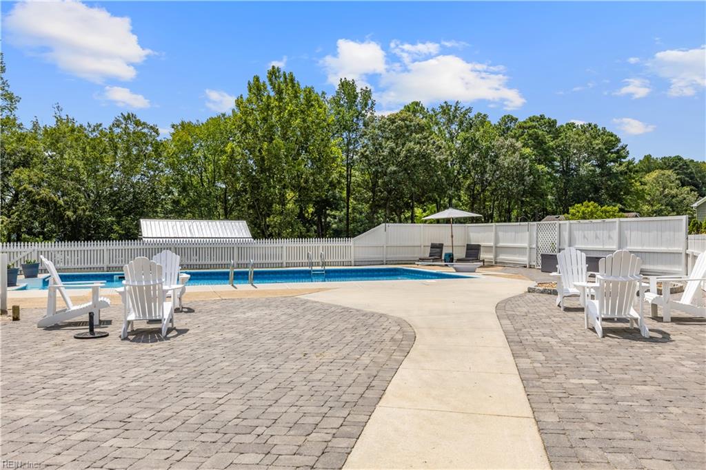 5633 Everets Rd Property Photo 46