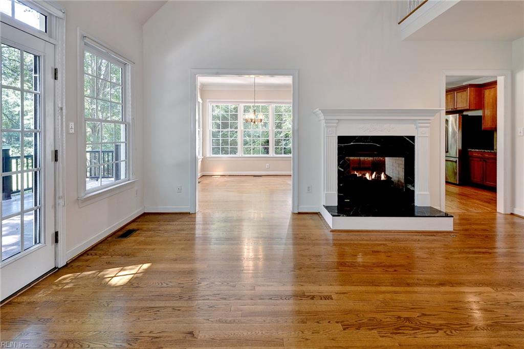 4041 Frances Berkeley Property Photo 9