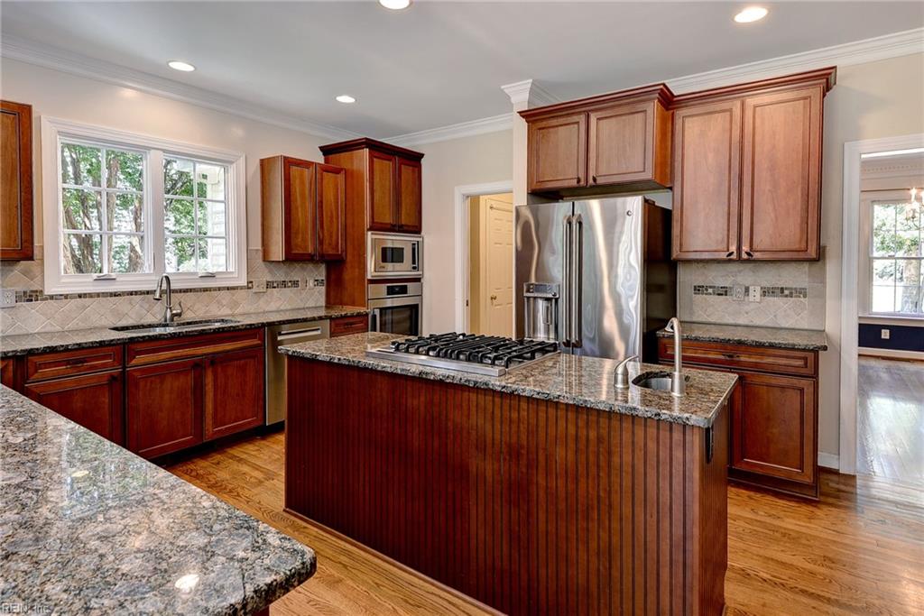 4041 Frances Berkeley Property Photo 14