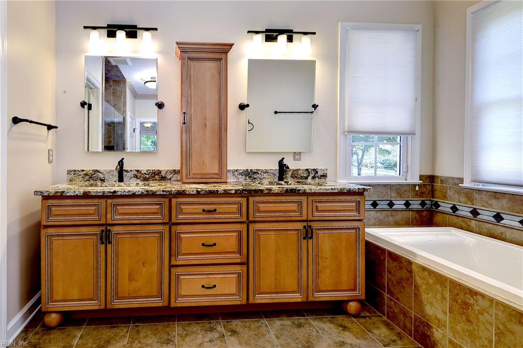 4041 Frances Berkeley Property Photo 21