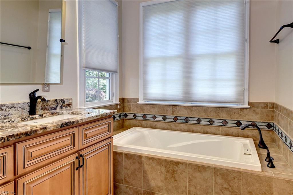 4041 Frances Berkeley Property Photo 23