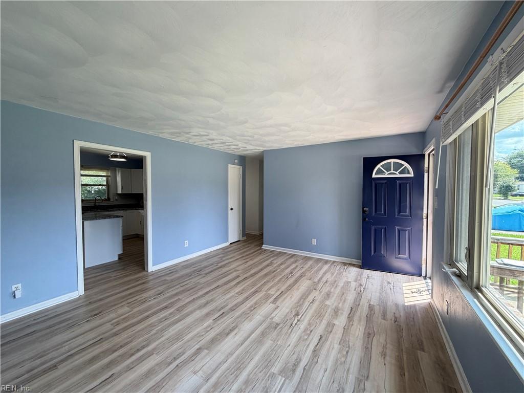 119 Armstrong St Property Photo 4