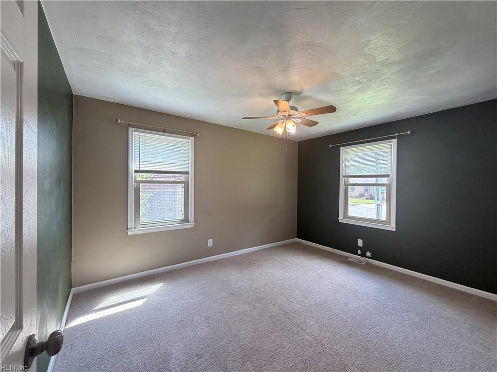 119 Armstrong St Property Photo 17