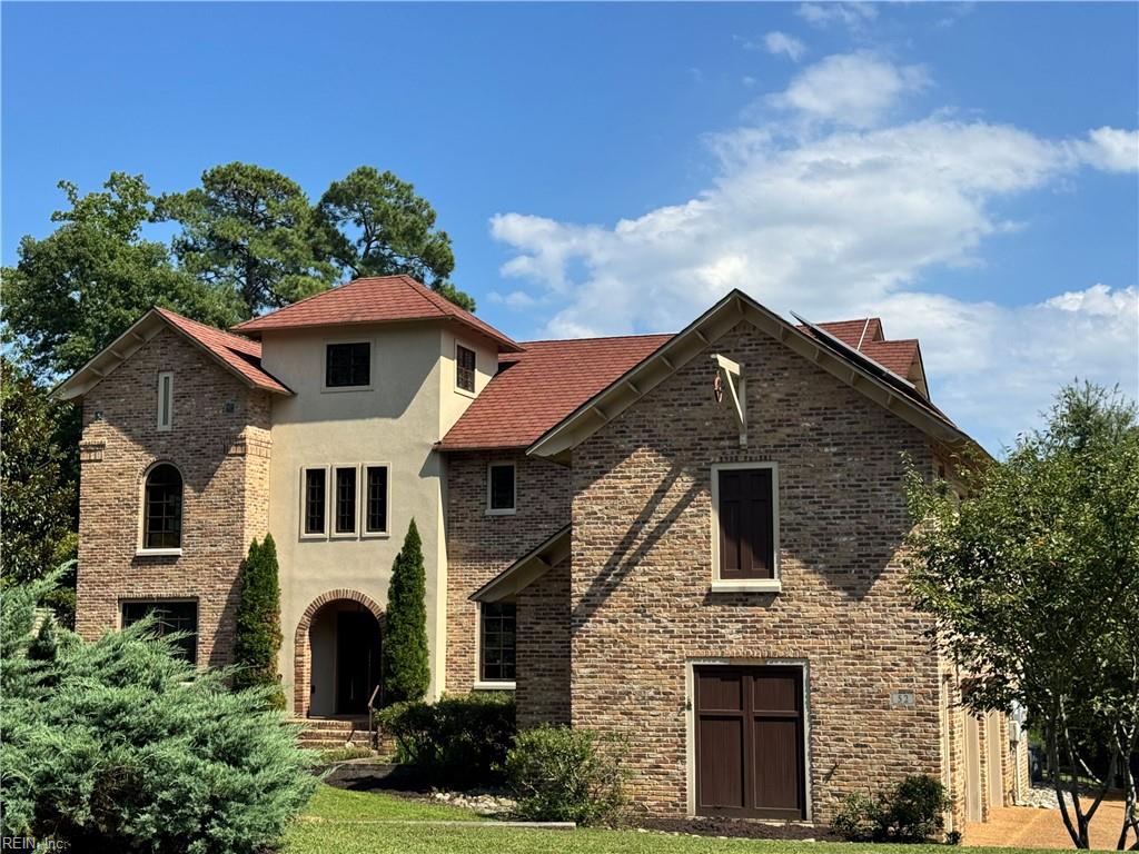 52 Queens Ct Property Photo 1