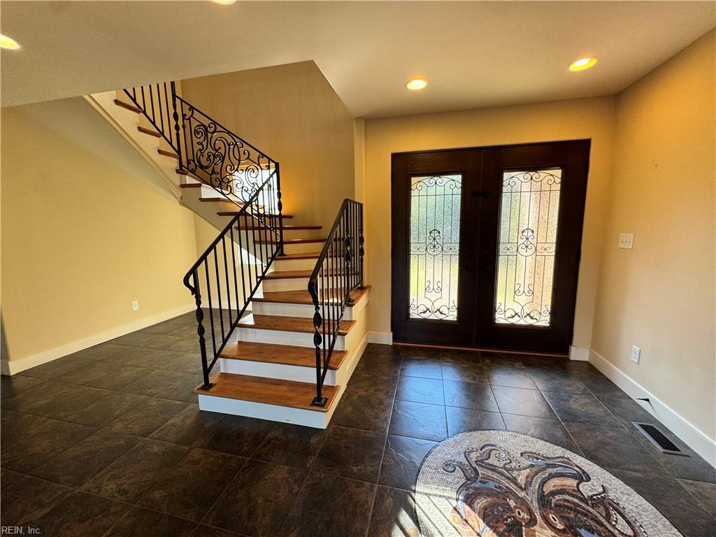 52 Queens Ct Property Photo 12