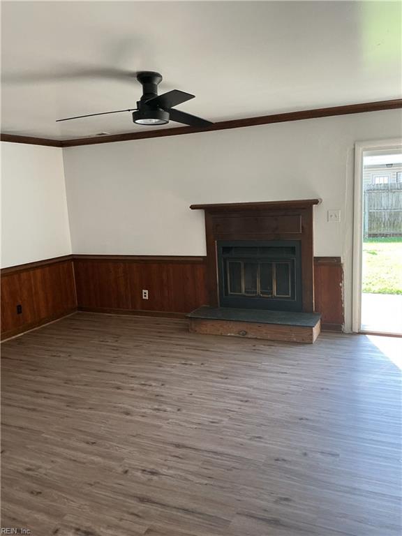 1813 Hearthside Ct Property Photo 2