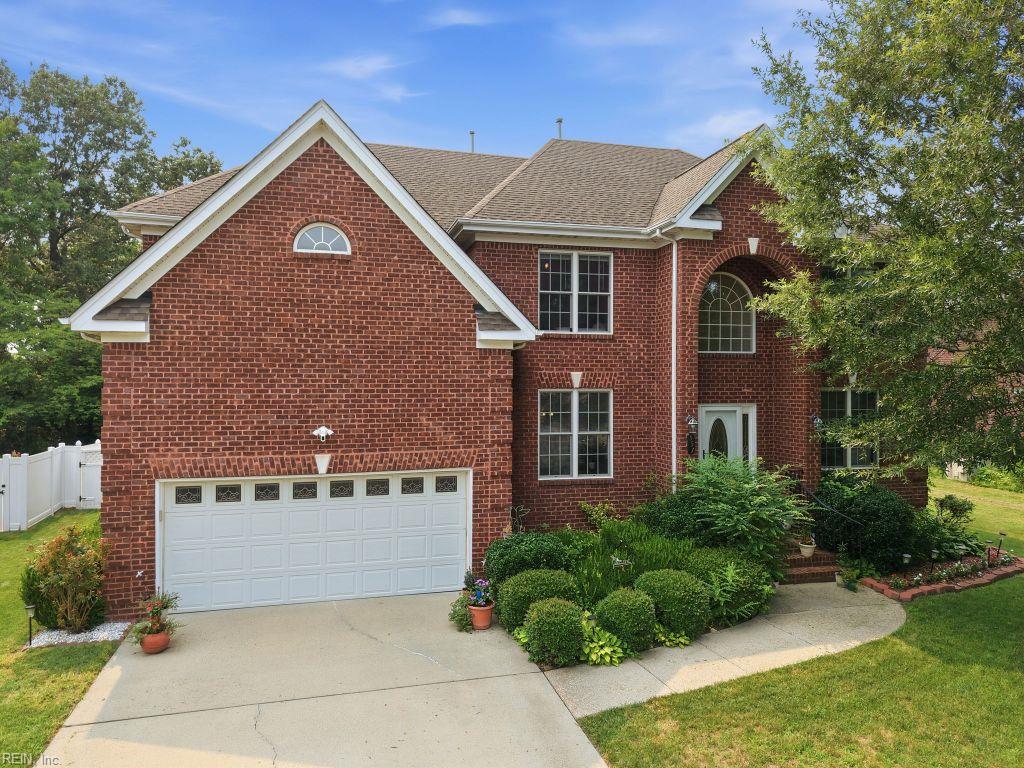 557 Hunts Pointe Dr Property Photo 1