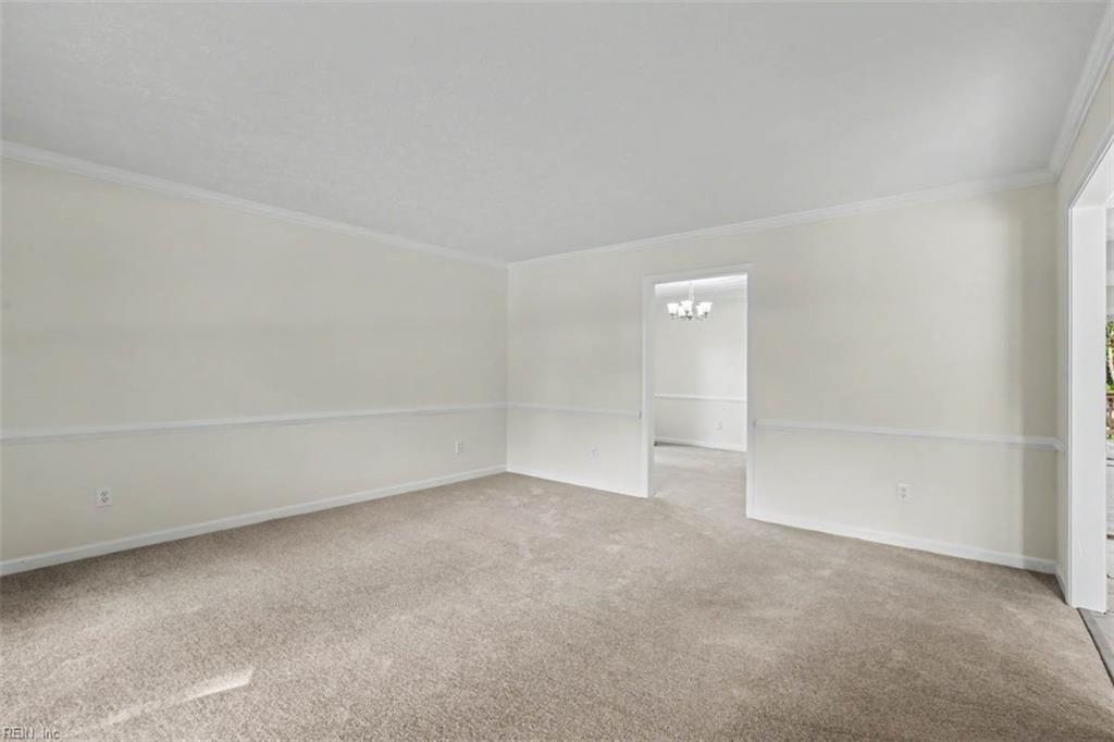 138 Racine Dr Property Photo 7