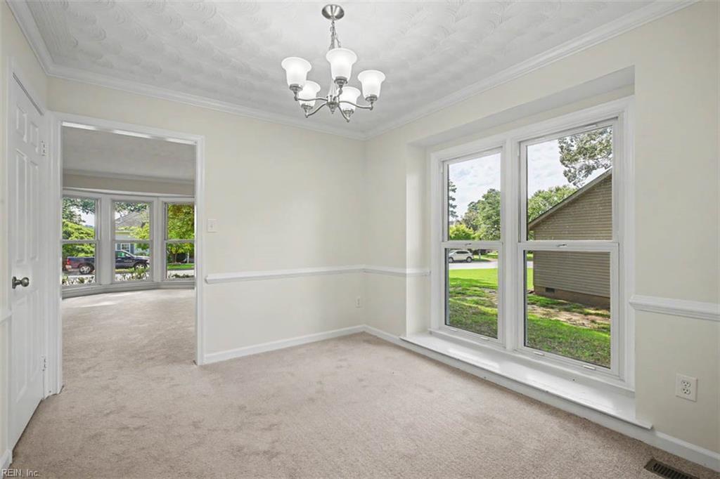 138 Racine Dr Property Photo 11