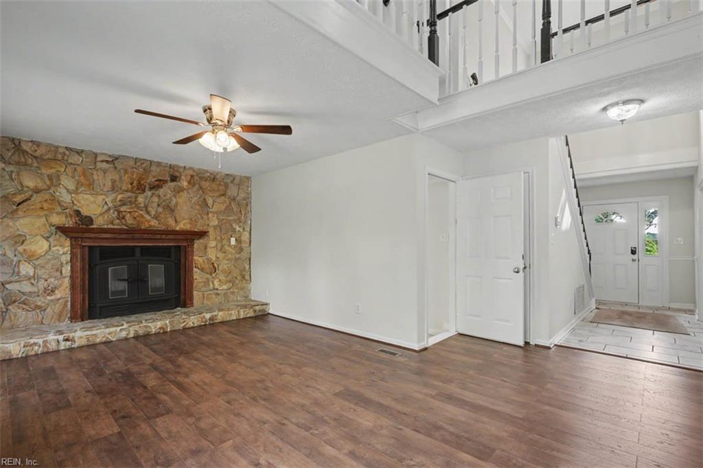 138 Racine Dr Property Photo 13