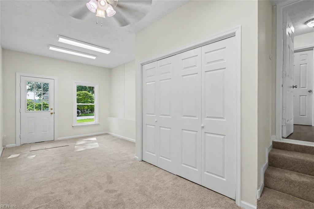 138 Racine Dr Property Photo 21